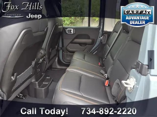 2026 Jeep Wrangler 4-Door Sahara 4x4