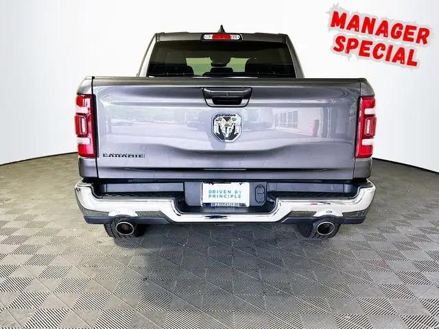 2024 Ram 1500 Laramie Crew Cab 4x2 5'7" Box