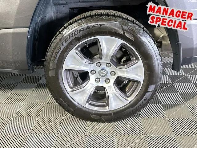 2024 Ram 1500 Laramie Crew Cab 4x2 5'7" Box