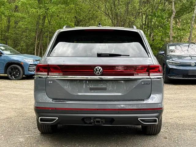 2026 Volkswagen Atlas SE with Technology