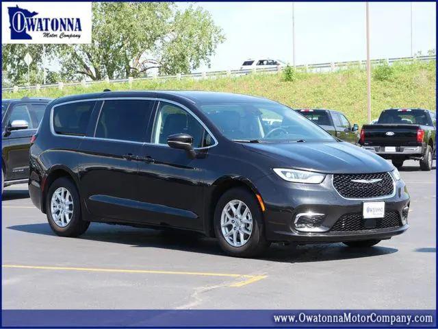 2023 Chrysler Pacifica Touring L for sale in Owatonna, MN