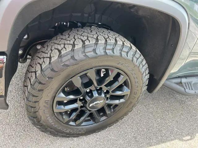 2026 Chevrolet Silverado 2500HD Crew Cab, Standard Bed, LT, 4WD