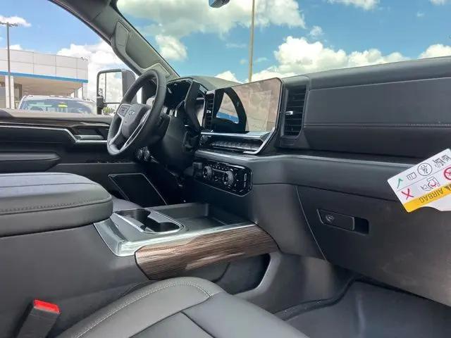 2026 Chevrolet Silverado 2500HD Crew Cab, Standard Bed, LT, 4WD