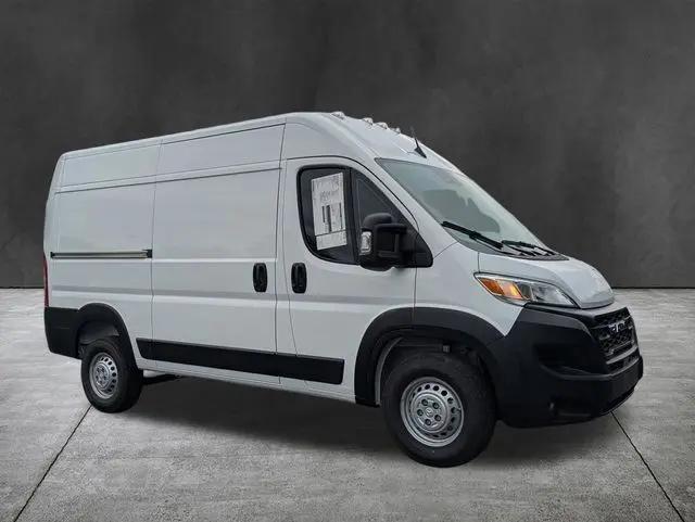 2026 Ram ProMaster Cargo Van Tradesman High Roof 136" WB w/Pass Seat