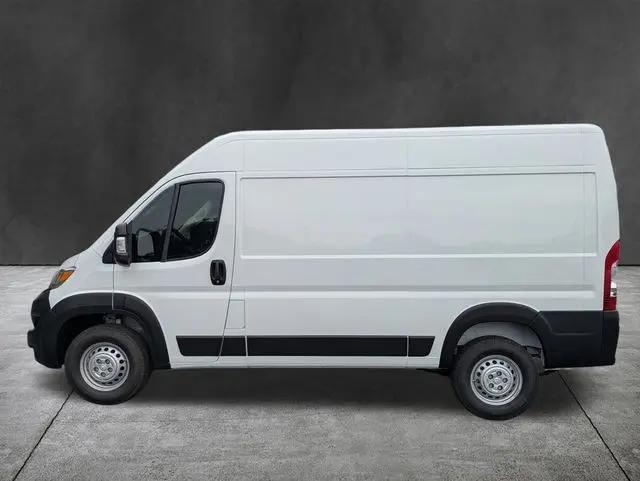 2026 Ram ProMaster Cargo Van Tradesman High Roof 136" WB w/Pass Seat