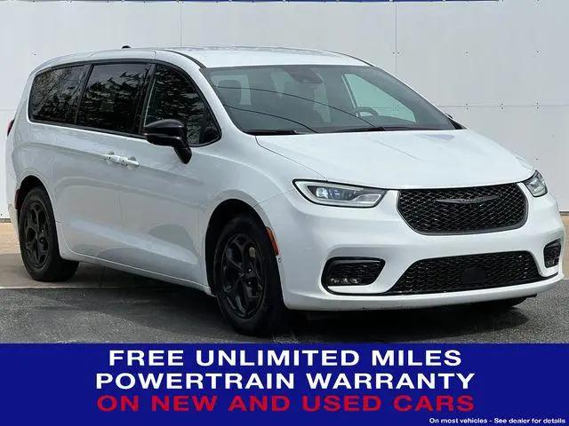 2024 Chrysler Pacifica Hybrid S Appearance Pkg for sale in Fremont, MI