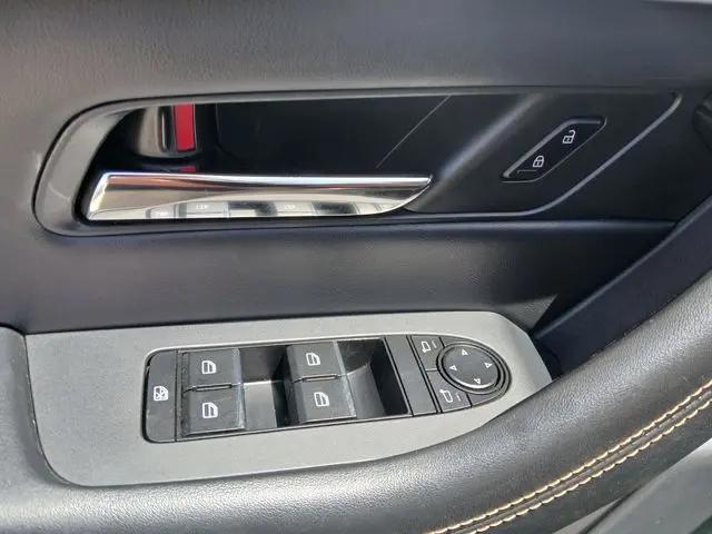 2024 Mazda X-90 3.3 Turbo Preferred