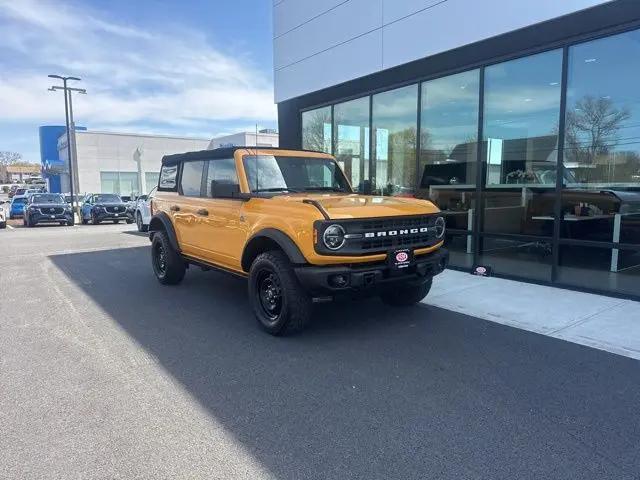 2022 Ford Bronco Black Diamond for sale in Seekonk, MA