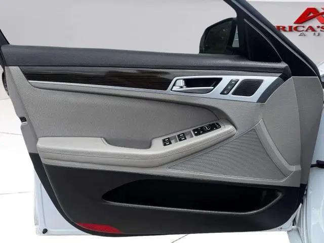 2019 Genesis G80 3.8