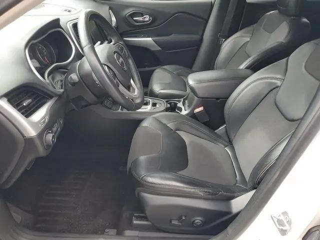 2018 Jeep Cherokee Latitude Plus FWD