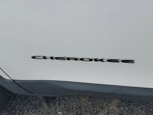 2018 Jeep Cherokee Latitude Plus FWD