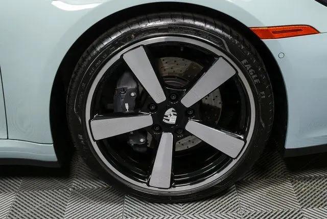 2026 Porsche 911 Carrera T