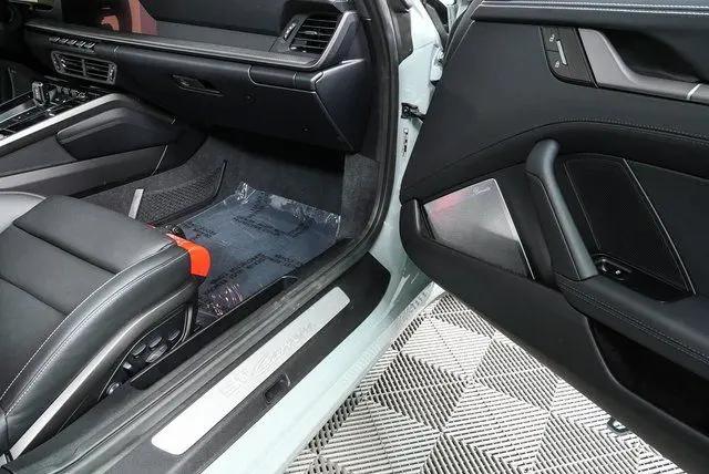 2026 Porsche 911 Carrera T