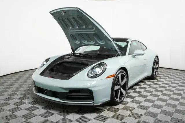 2026 Porsche 911 Carrera T