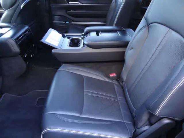 2024 Jeep Grand Wagoneer L Series II 4x4