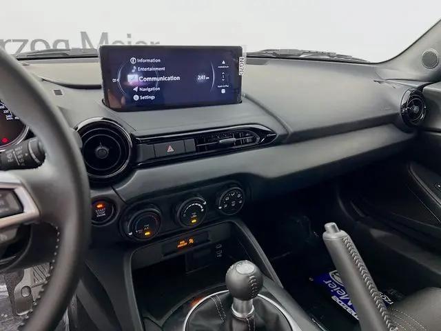 2026 Mazda MX-5 Sport
