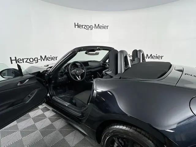 2026 Mazda MX-5 Sport