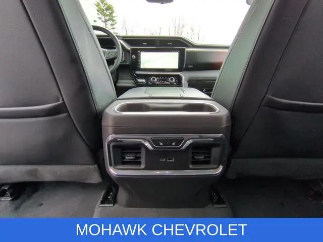 2024 GMC Sierra 1500 4WD Crew Cab Standard Box Denali