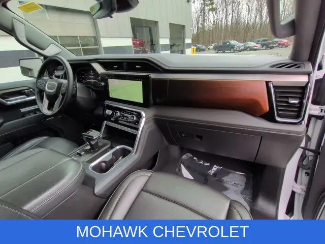 2024 GMC Sierra 1500 4WD Crew Cab Standard Box Denali
