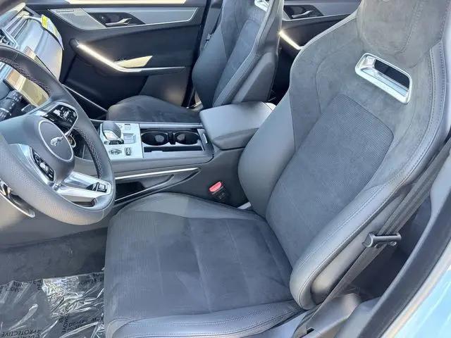2026 Jaguar F-PACE SVR 575 Final Edition