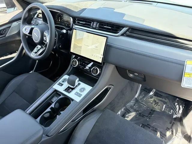 2026 Jaguar F-PACE SVR 575 Final Edition
