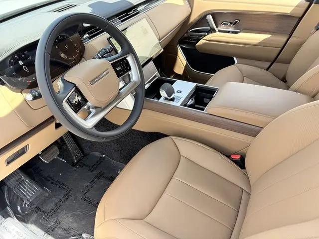 2026 Land Rover Range Rover P530 SE 7 Seat