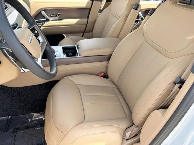 2026 Land Rover Range Rover P530 SE 7 Seat