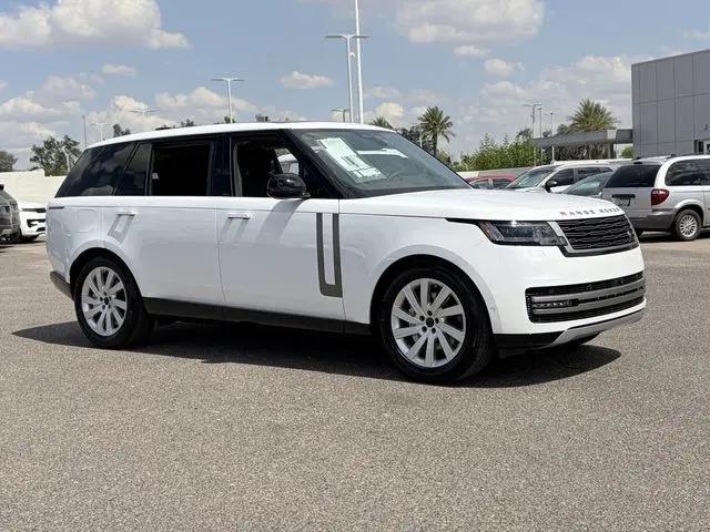 2026 Land Rover Range Rover P400 SE 7 Seat