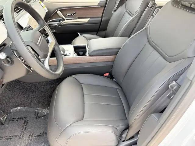 2026 Land Rover Range Rover P400 SE 7 Seat
