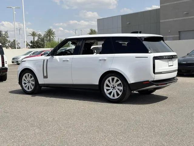 2026 Land Rover Range Rover P400 SE 7 Seat