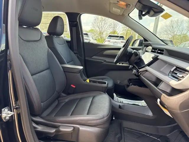 2027 Chevrolet Bolt RS FWD