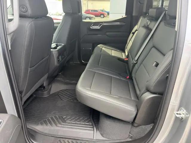 2026 Chevrolet Silverado 1500 4WD Crew Cab Standard Bed LT