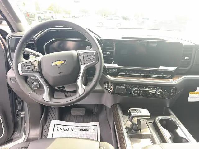 2026 Chevrolet Silverado 1500 4WD Crew Cab Standard Bed LT