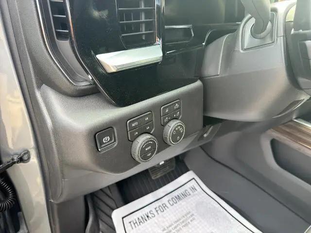 2026 Chevrolet Silverado 1500 4WD Crew Cab Standard Bed LT