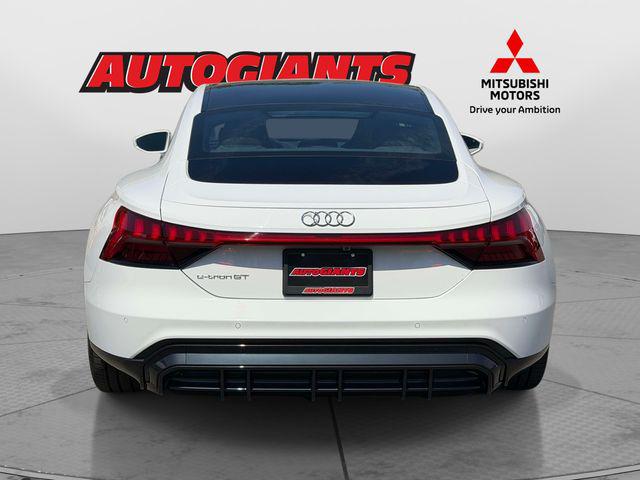 2024 Audi e-tron GT Premium Plus quattro