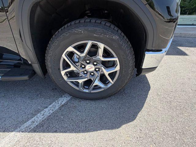 2026 GMC Sierra 1500 Crew Cab, Standard Bed, SLT, 4WD