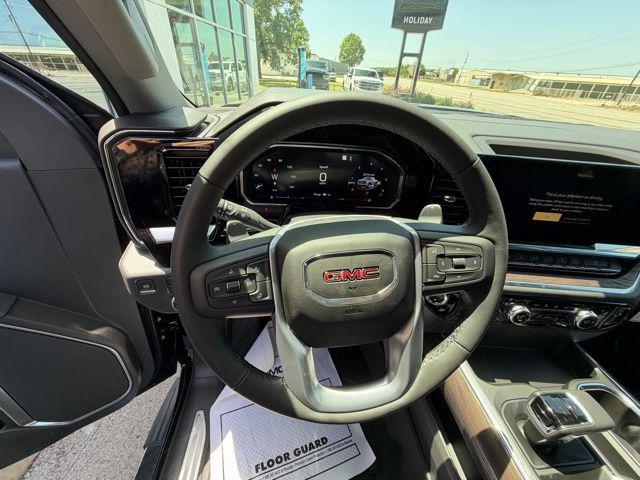 2026 GMC Sierra 1500 Crew Cab, Standard Bed, SLT, 4WD