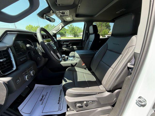 2026 GMC Sierra 1500 Crew Cab, Standard Bed, Denali, 4WD