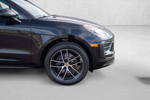 2026 Porsche Macan T
