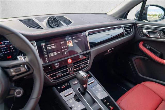 2026 Porsche Macan T