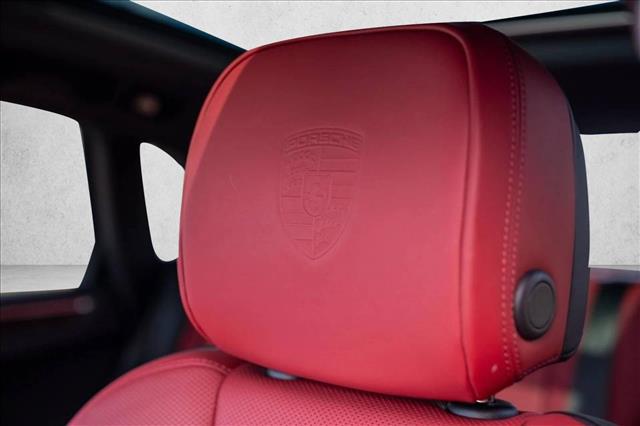 2026 Porsche Macan T