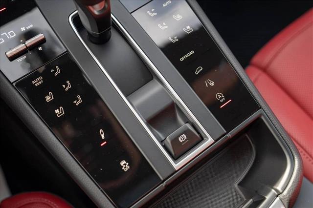 2026 Porsche Macan T