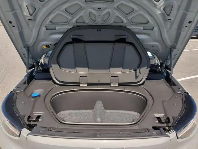 2026 Volvo EX40 Plus, Single Motor Extended Range, Fully electric