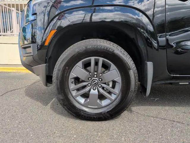 2025 Nissan Frontier Crew Cab SV 4x4