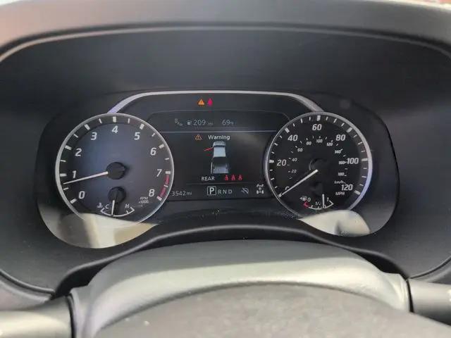 2025 Nissan Frontier Crew Cab SV 4x4