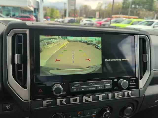 2025 Nissan Frontier Crew Cab SV 4x4