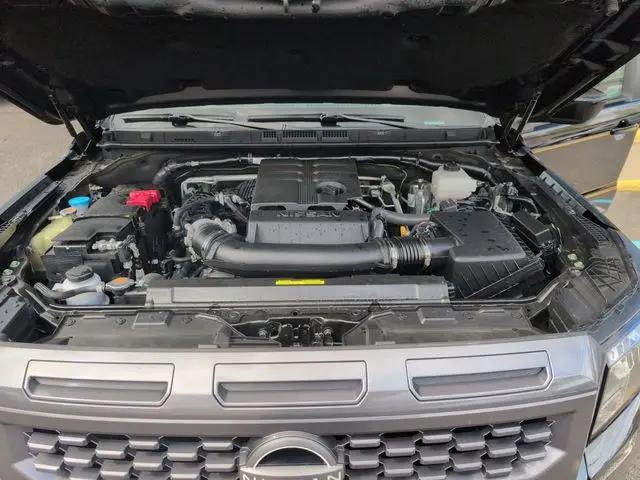 2025 Nissan Frontier Crew Cab SV 4x4
