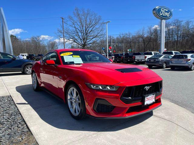 2024 Ford Mustang GT Premium Fastback
