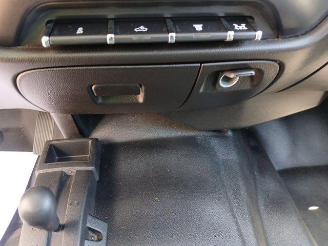 2015 Chevrolet Silverado 3500HD WT