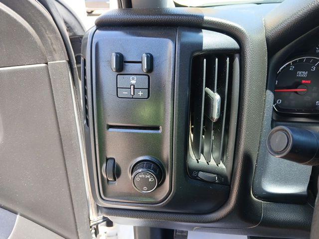 2015 Chevrolet Silverado 3500HD WT